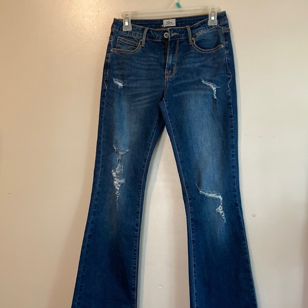 A2jeans Los Angeles California Jeans women’s size 5 stressed out. - Picture 1 of 7